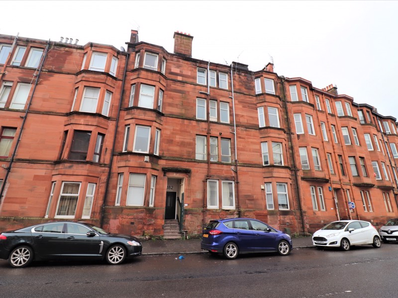 3/2, 182 Newlands Road,   G44 4ET, Glasgow