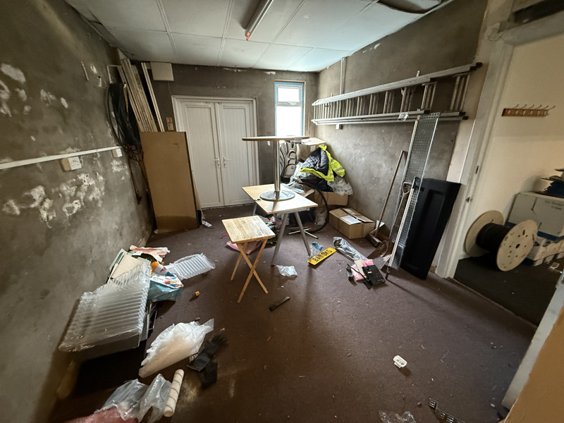 Moorpark Avenue, Muirhead
