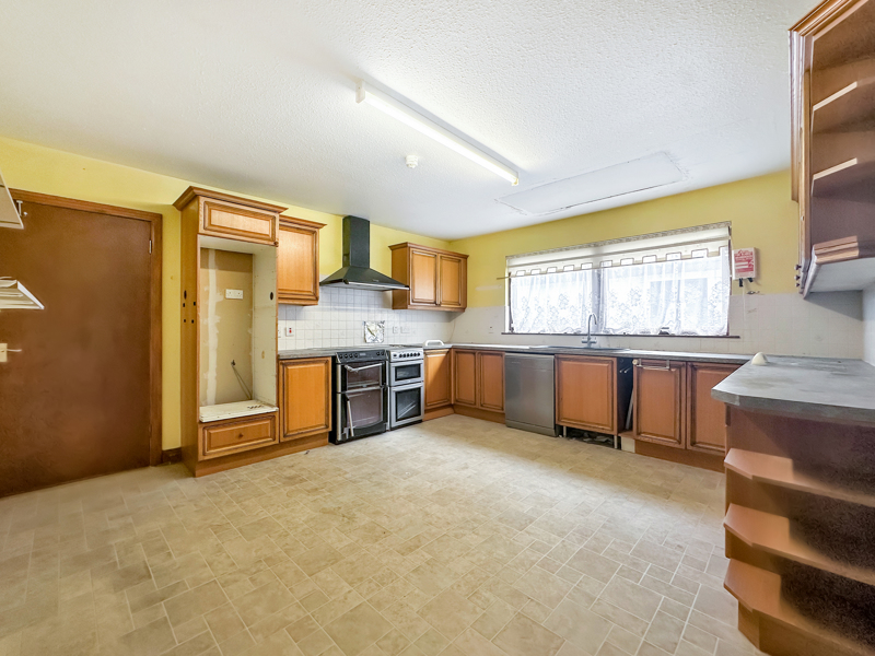 Achintore Road, FORT WILLIAM, PH33 6RW