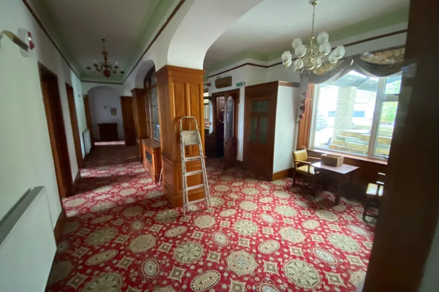 Image 5 