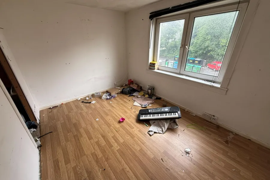 Image 5 