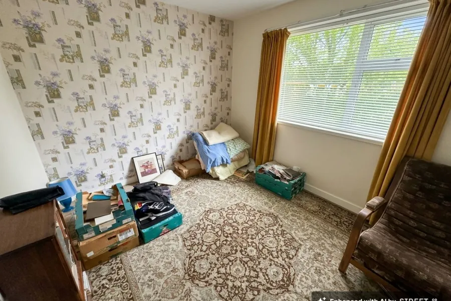 Image 5 
