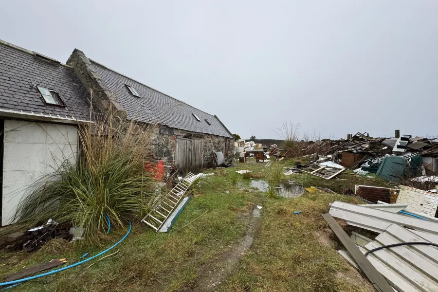 Image 16 
