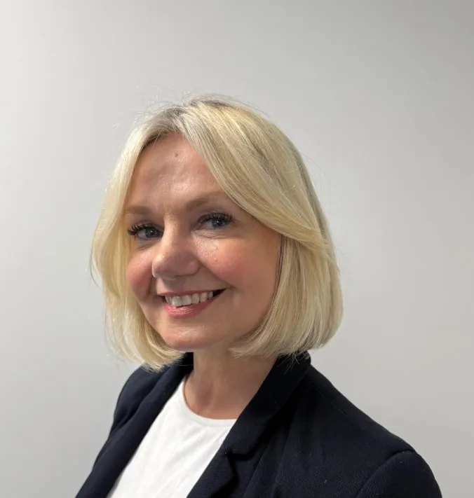Louise Scott Jones