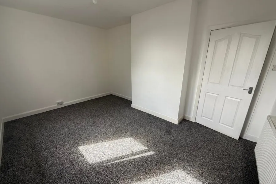 Image 5 