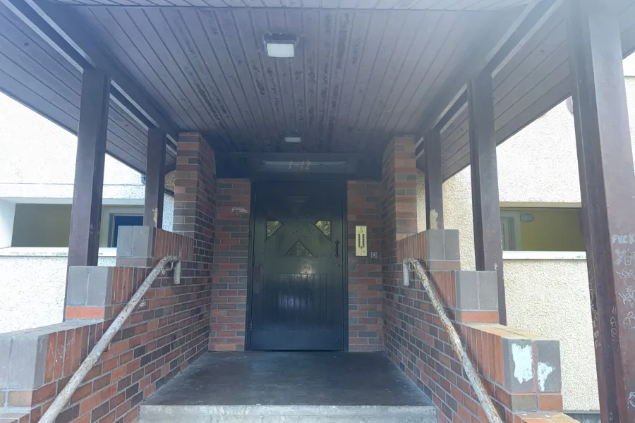 Image 19 
