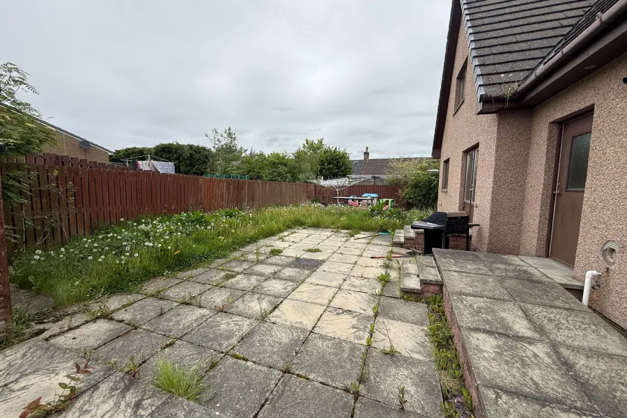 Image 22 